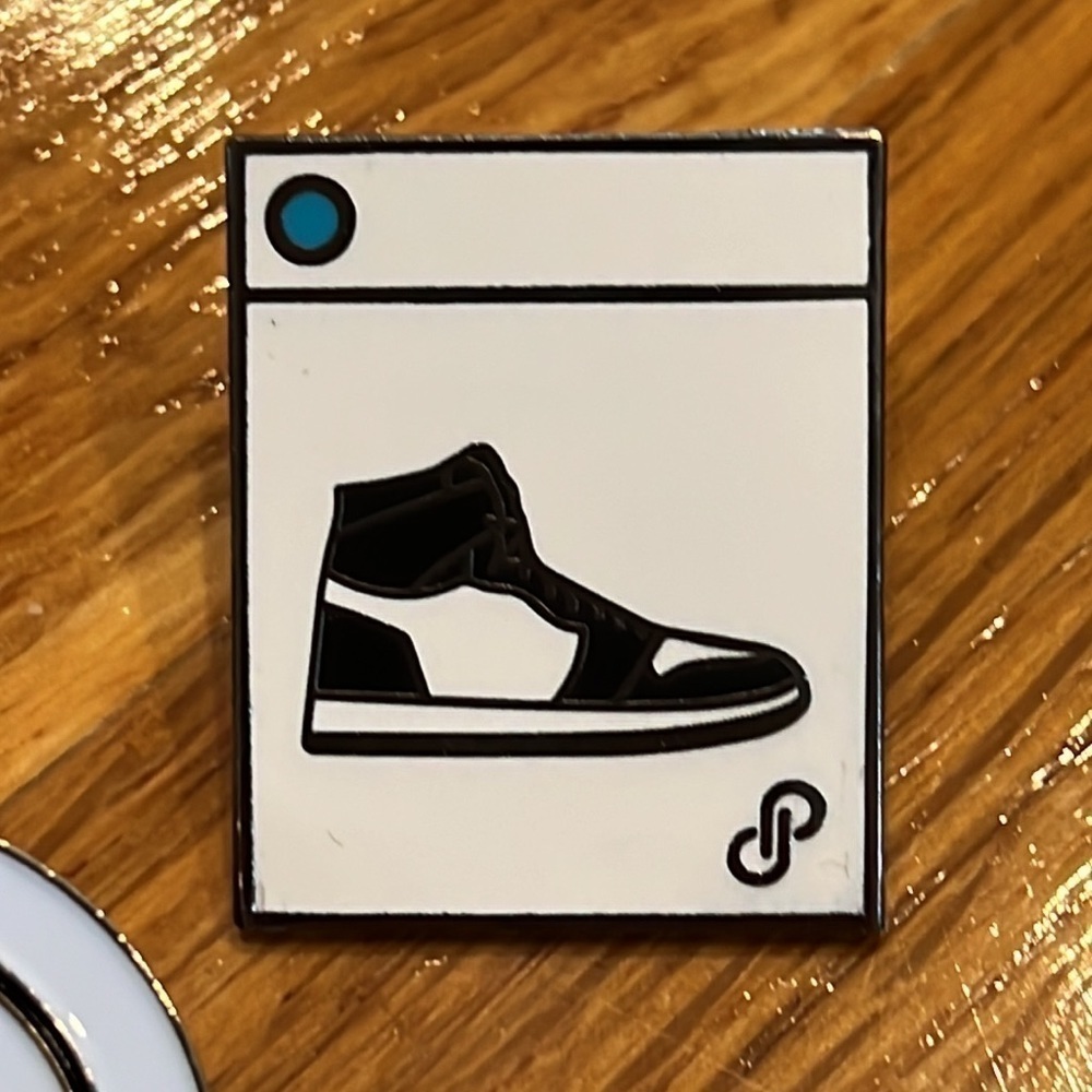 Poshmark Pins - Picture 5 of 9